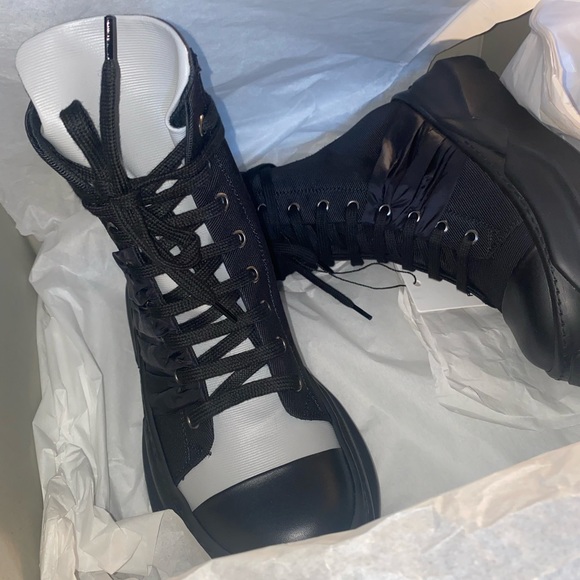 Rick owens. Like new! 36.5 - Picture 2 of 3